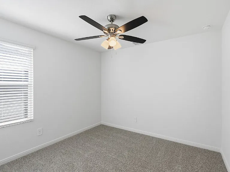 298 Denali Dr — Photo 22