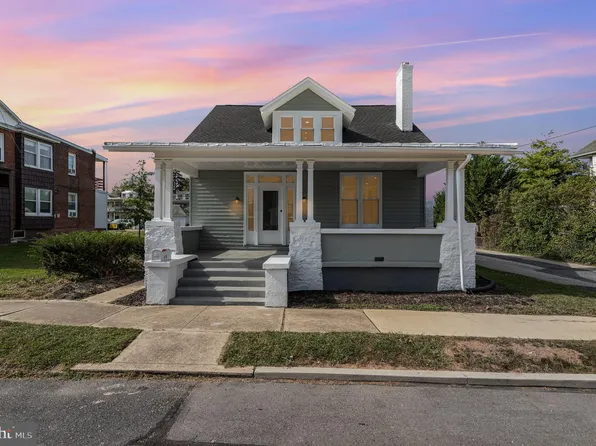 415 6th St, New Cumberland, PA 17070