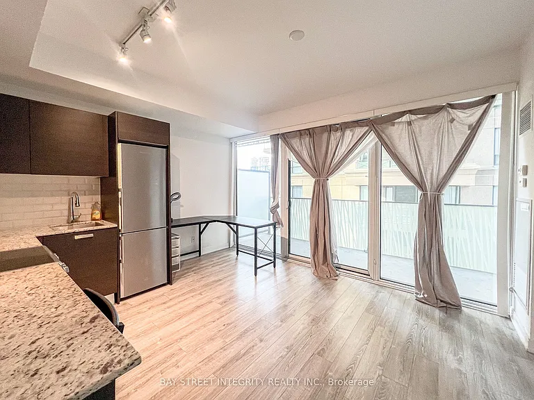 42 Charles St E #706 — Photo 7