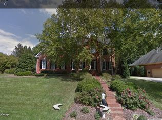2608 Southwick Dr, Greensboro, NC 27455