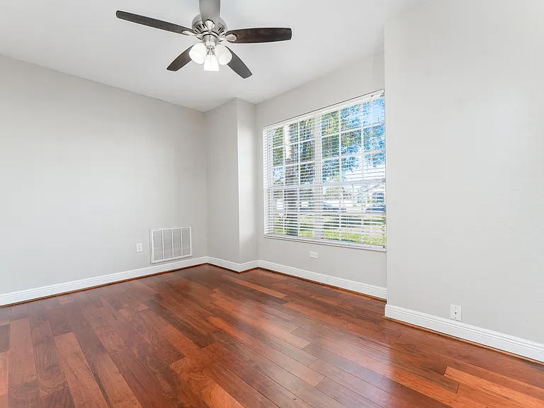 11302 Hoot Owl Ct — Photo 11