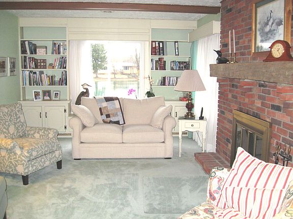 2nd image of 532 Woodland Dr
