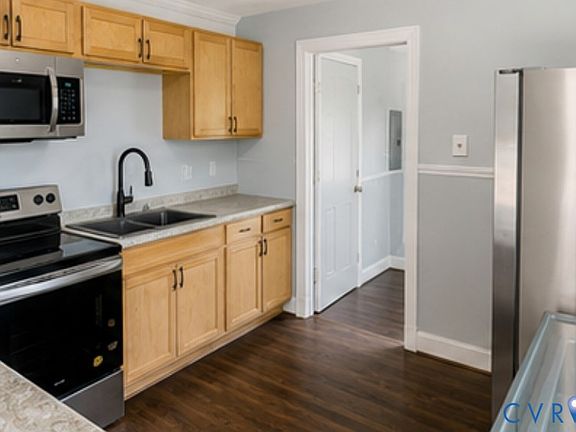 5th image of 3912 Genacre Ln