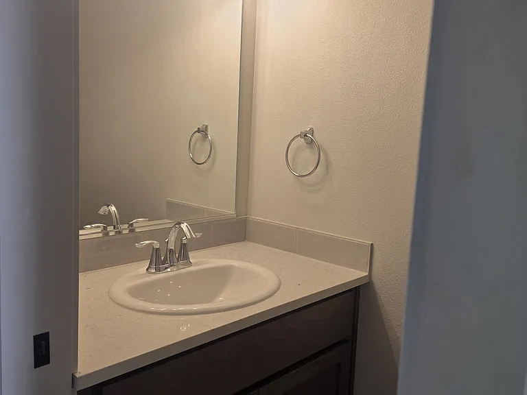 1528 N Wilhelm Way — Photo 13