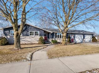 3204 Lincoln AVENUE, Two Rivers, WI 54241