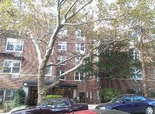 9707 67th Ave APT 1E, Rego Park, NY 11374