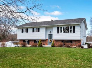 11 Maureen Dr, Middletown, NY 10940