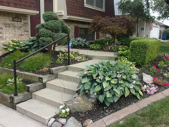 BEAUTIFUL LANDSCAPED ENTRY