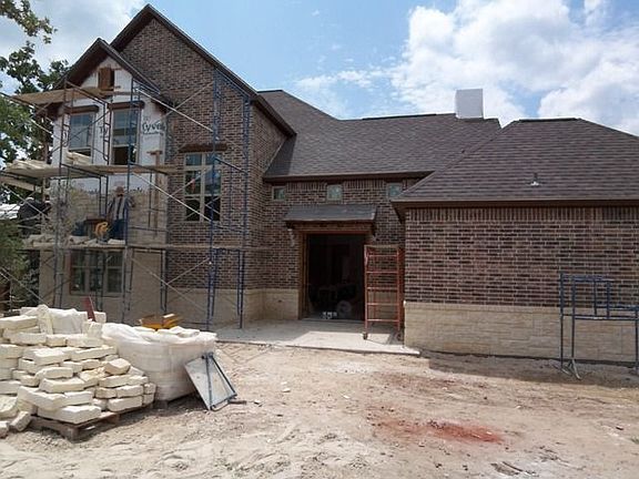 Exterior Right