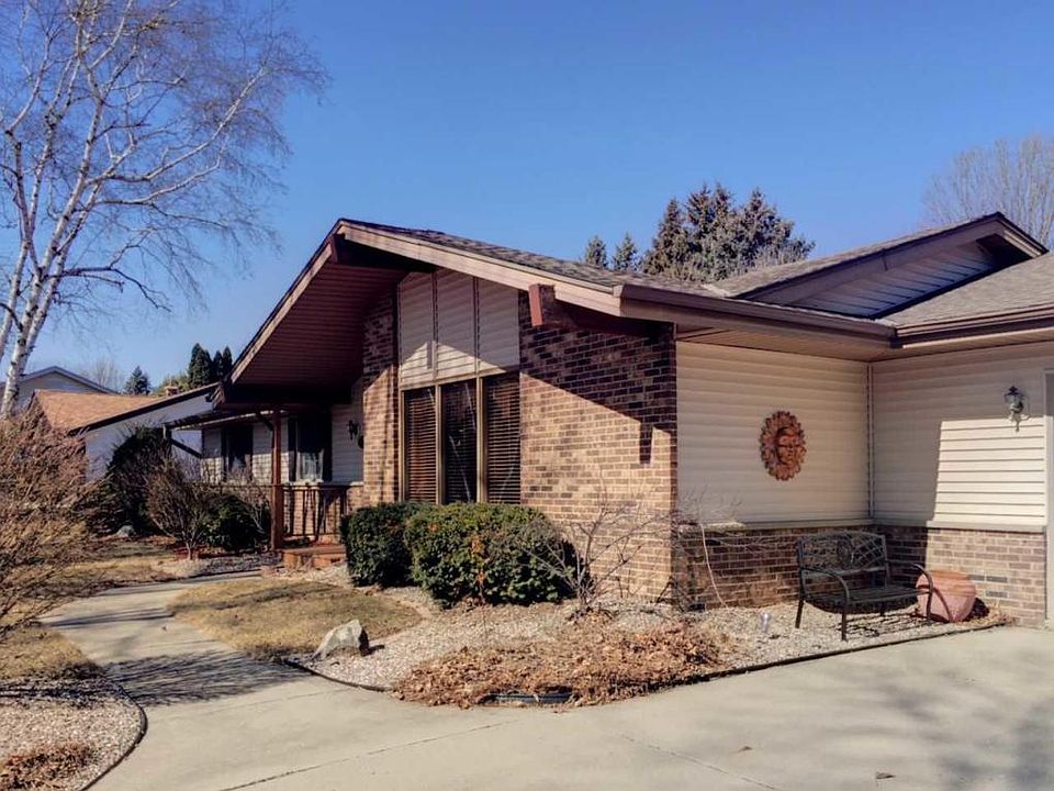1st image of 6326 W Pierner Pl