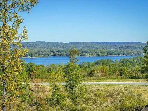 2150 River Watch Dr #24, Soddy Daisy, TN 37379