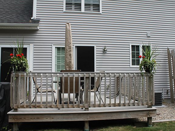 5th image of 1024d Boston Neck Road #D
