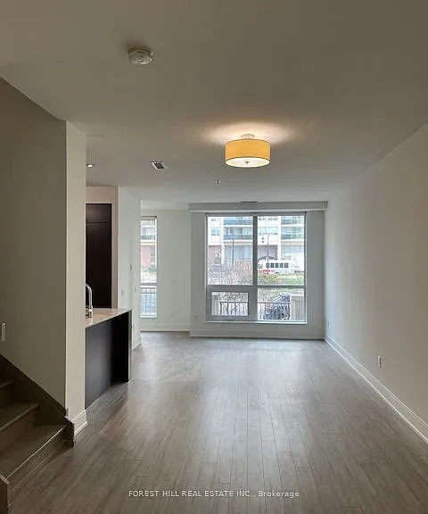 310 Tweedsmuir Ave #Townhouse 2 — Photo 11
