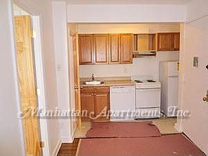 1st image of 400 W 40th St