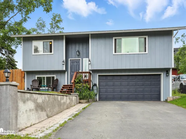 10249 Chickaloon St, Eagle River, AK 99577