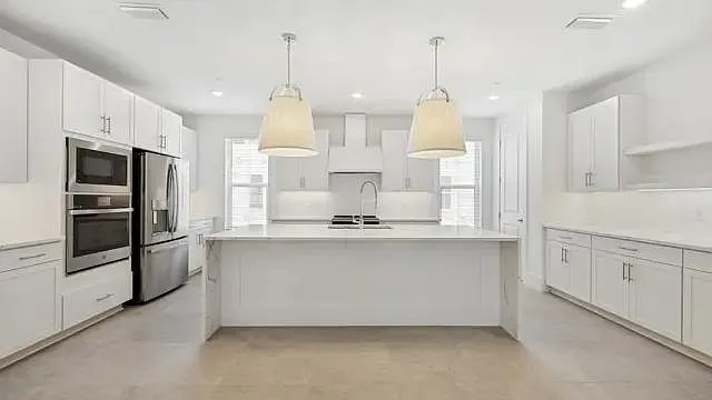 Kitchen 1