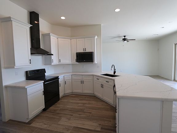 2nd image of 15327 W Bobwhite Way