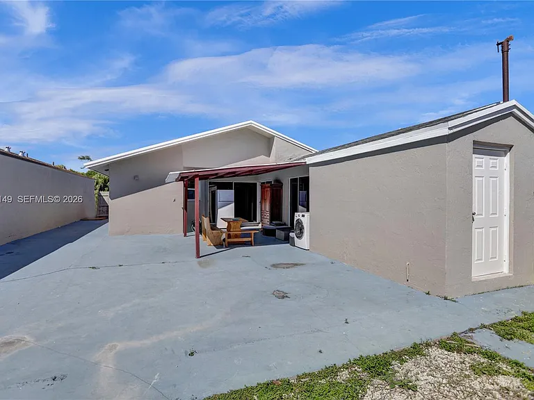 11854 SW 210th St — Photo 49