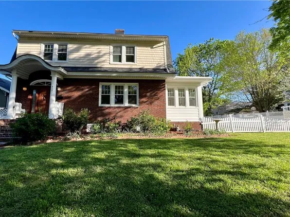 255 E 41st St, Norfolk, VA 23504