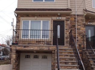 100 Belair Rd #A, Staten Island, NY 10304