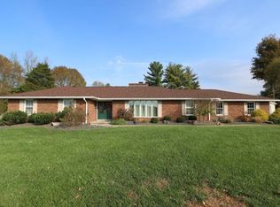 1852 W Division Rd, Jasper, IN 47546