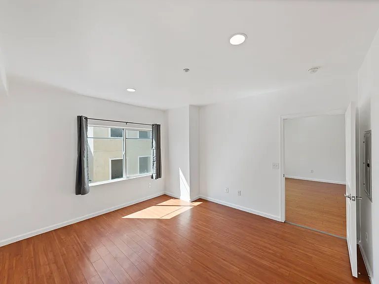 421 S Garfield Ave #79 — Photo 12