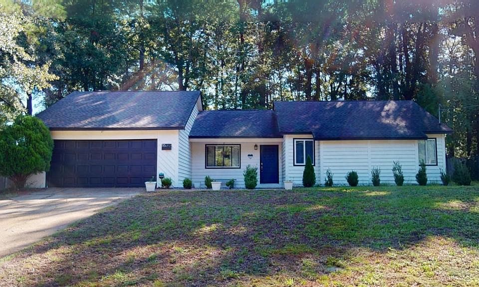 1st image of 116 Crestview Dr