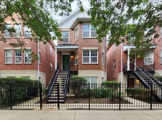 1156 N Howe St #B, Chicago, IL 60610