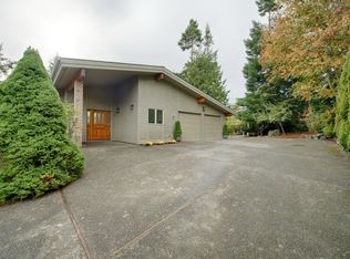 700 Shelter Bay Dr, La Conner, WA 98257