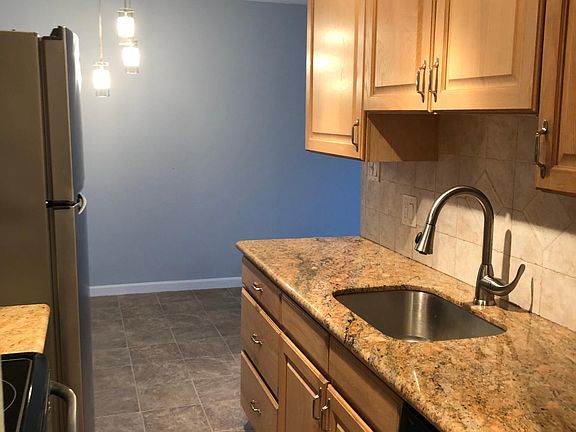 4th image of 7495 E Quincy Ave