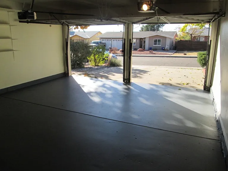1232 Hupmobile Dr NE — Photo 4
