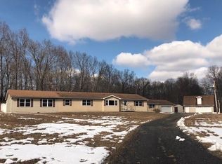 62 St Andrews Rd, Walden, NY 12586