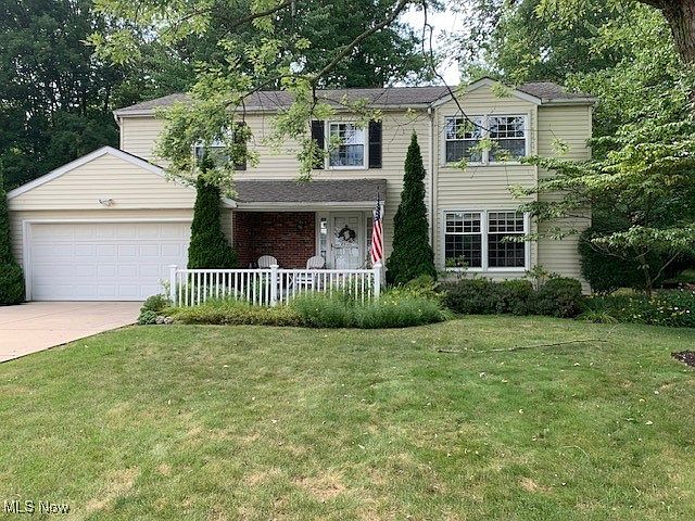 1st image of 35601 Meadowdale Dr