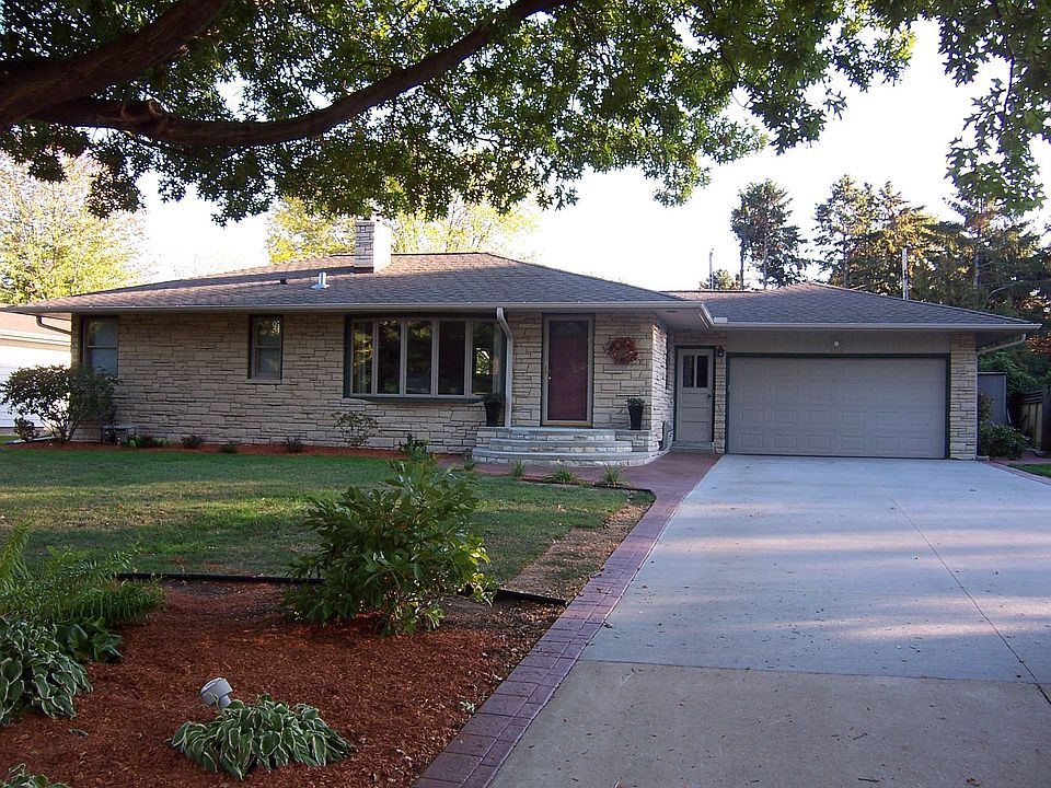 1st image of 1716 Millwood Ave