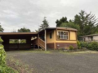 1600 Rhododendron Dr SPACE 30, Florence, OR 97439