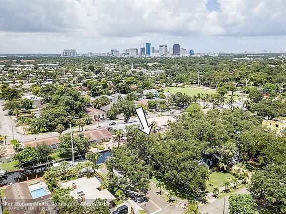 2nd image of 1634 SW 10th Ave