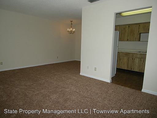 4th image of 38100 Townview Ave APT 203