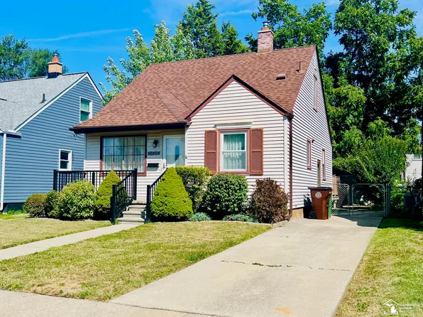 12924 Venness St, Southgate, MI 48195