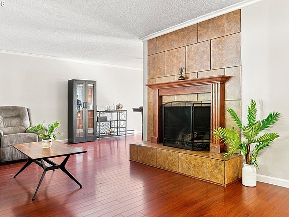 3rd image of 17377 SE Colina Vista Ave