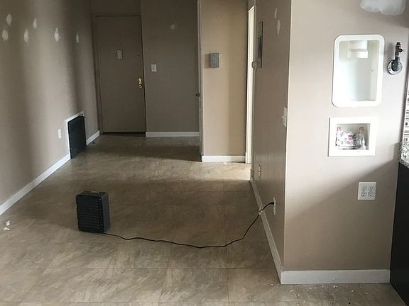 4th image of 11-36 McBride St #4