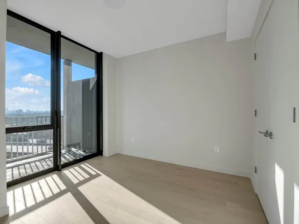 131-02 A 40th Road image 35 of 42