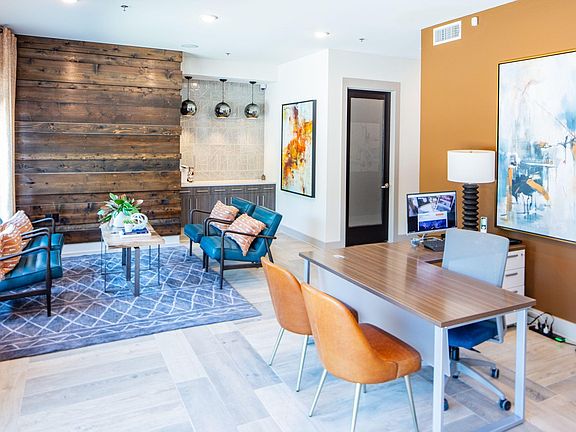 2nd image of 2901 Stanley Ave #231