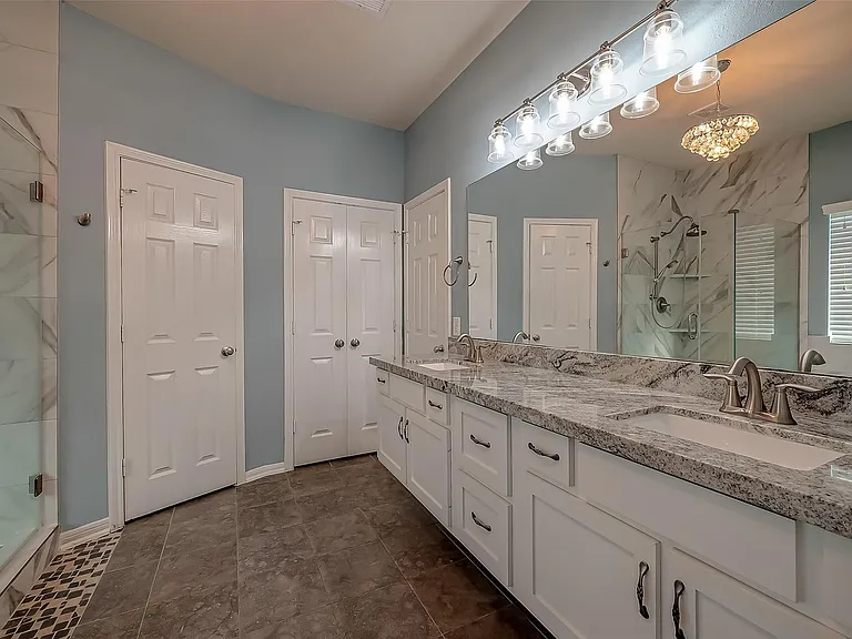 8306 Hampton Bay Dr — Photo 18