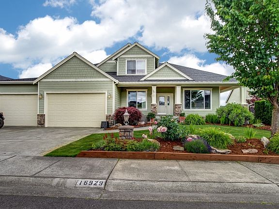 2nd image of 16929 135th Avenue Ct E