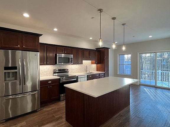 3rd image of 50 Harvest Hill Lane #15