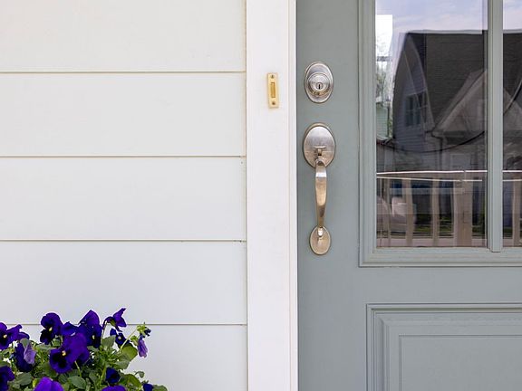 4th image of 3025 Conar St