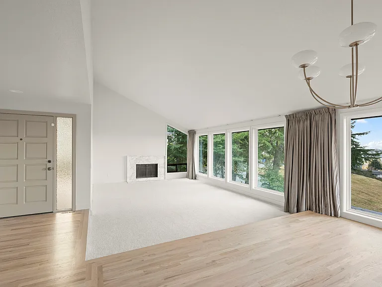 13822 SE 43rd St — Photo 4