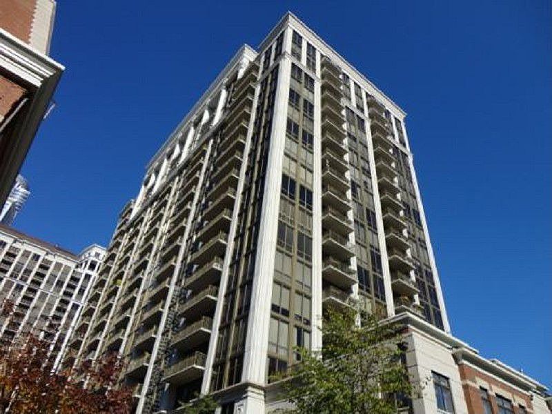 1st image of 1335 S Prairie Ave Unit 502