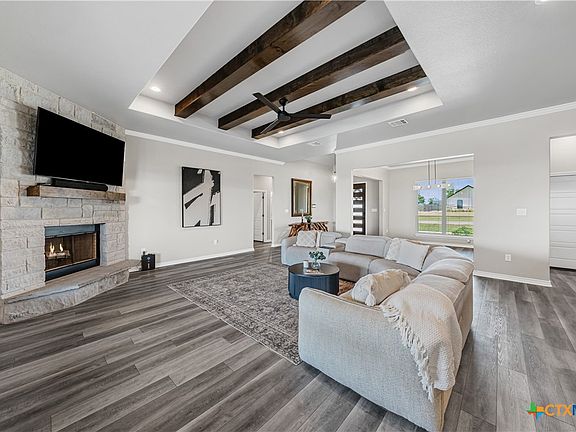 4th image of 8162 Travertine Ln