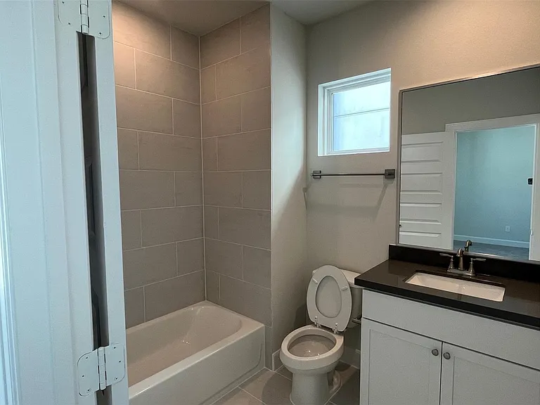 2802 Grand Fountains Dr #F — Photo 44